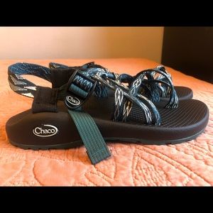 Chaco zx2 Classic Sandal in Angular Teal sz 8